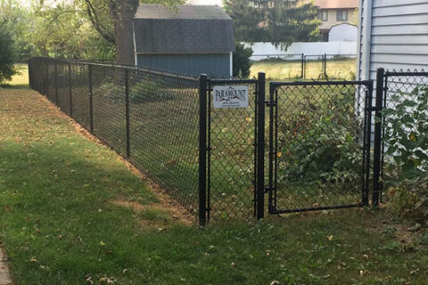 Chain Link Black Vinyl.