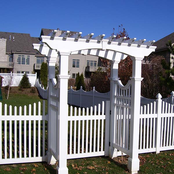 PVC picket with arbor_original